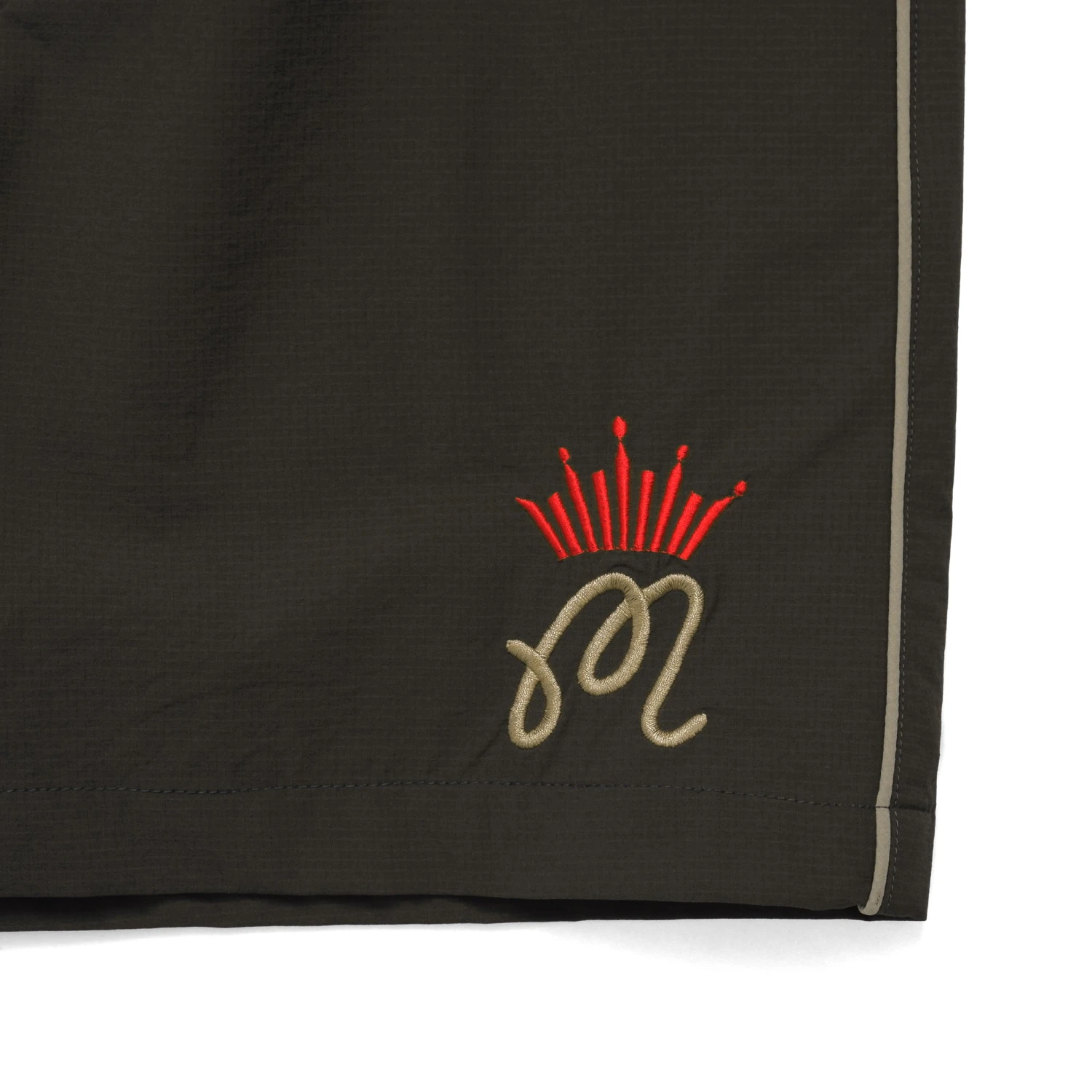 MALBON X BUDWEISER SCOOTER SHORT MALBON X BUDWEISER SCOOTER SHORT -Fashion Starts Shop M 8581 OLV 2